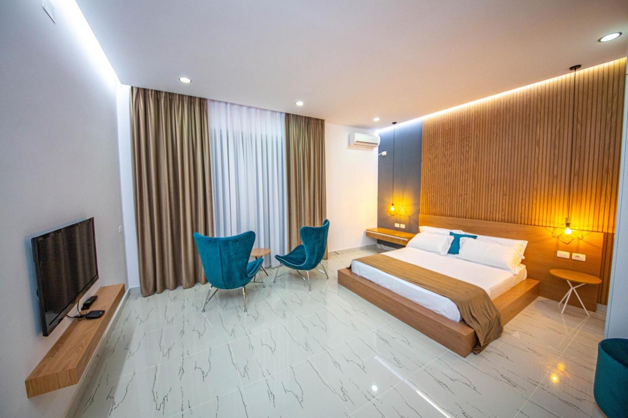 Noan Hotel & Resort Dhërmi エクステリア 写真