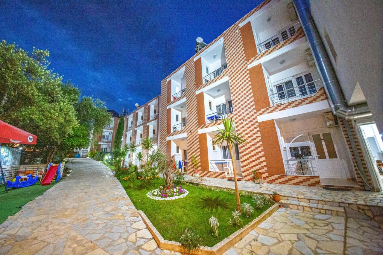 Noan Hotel & Resort Dhërmi エクステリア 写真